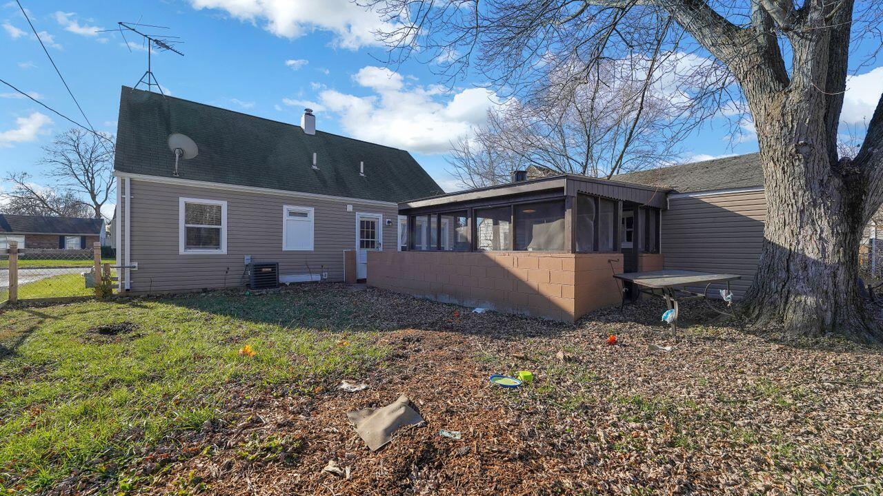 2102 North Hadley Road Springfield, OH 45505 - Photo 21 of 25 back of house