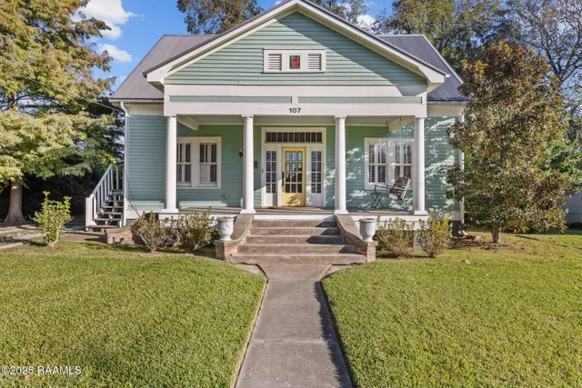 $359,000 | 107 East St Peter Street, Carencro, LA 70520