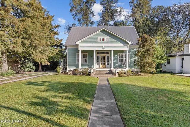 $359,000 | 107 East St Peter Street, Carencro, LA 70520