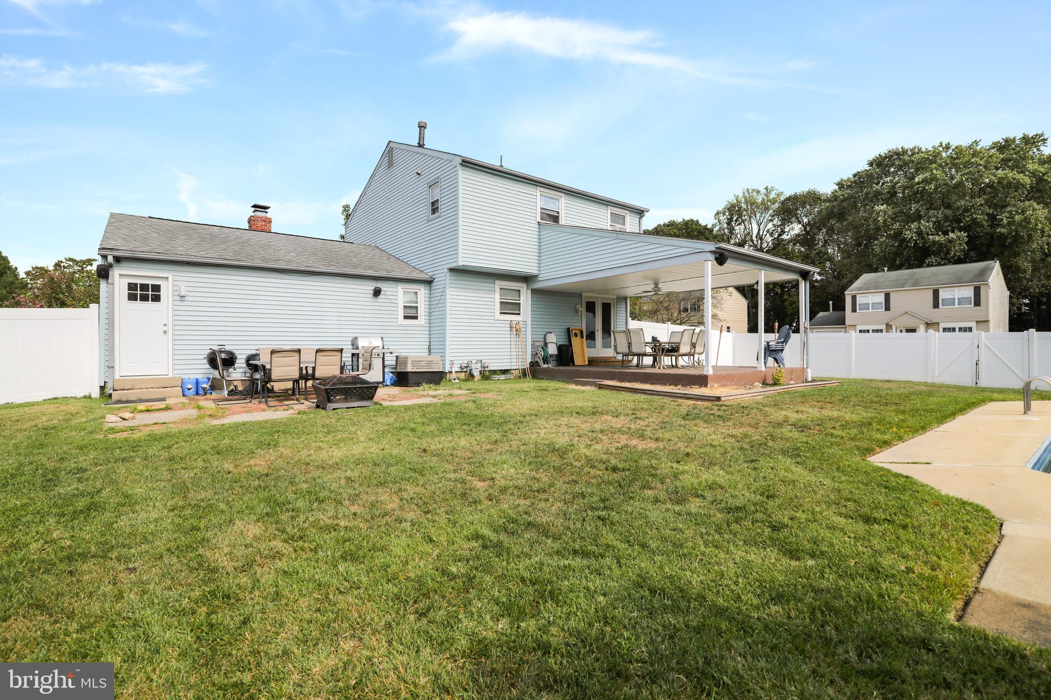 19 Ticonderoga Road Clementon, NJ 08021 - Photo 7 of 31 back yard