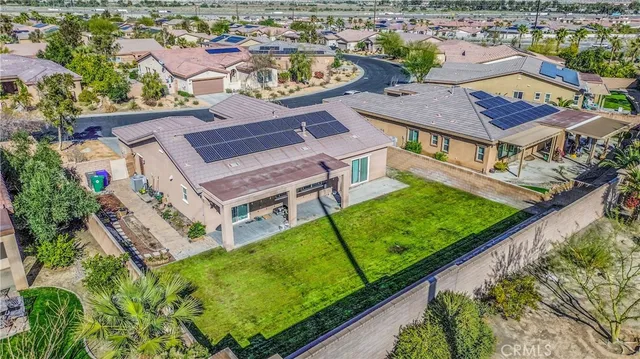 a sign that is sitting in front of a building