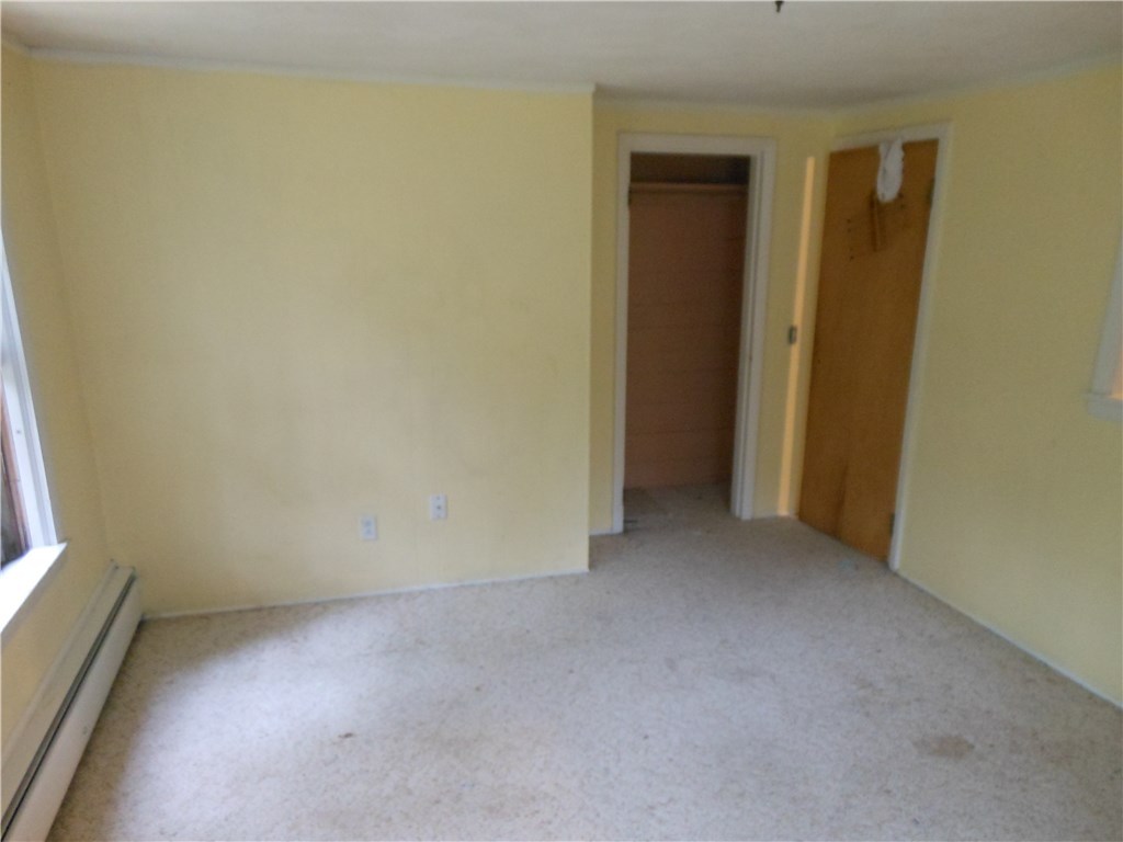69 East Killingly Road Foster, RI 02825 - Photo 12 of 25 DINING ROOM /BEDROOM