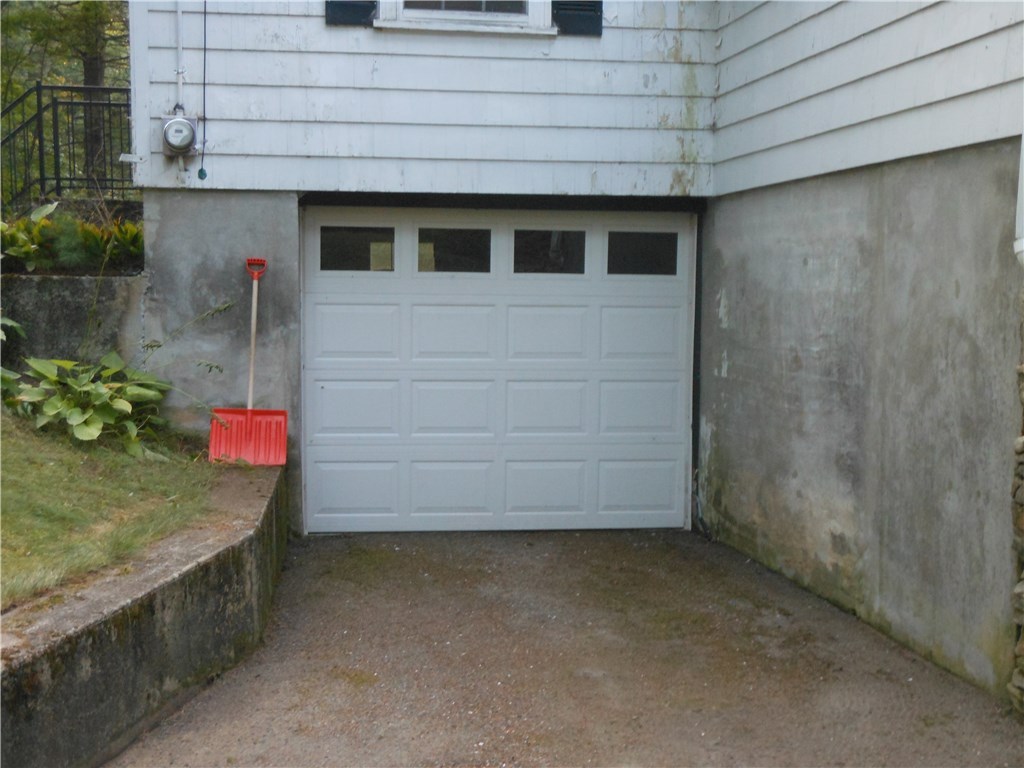 69 East Killingly Road Foster, RI 02825 - Photo 20 of 25 INTEGRAL GARAGE