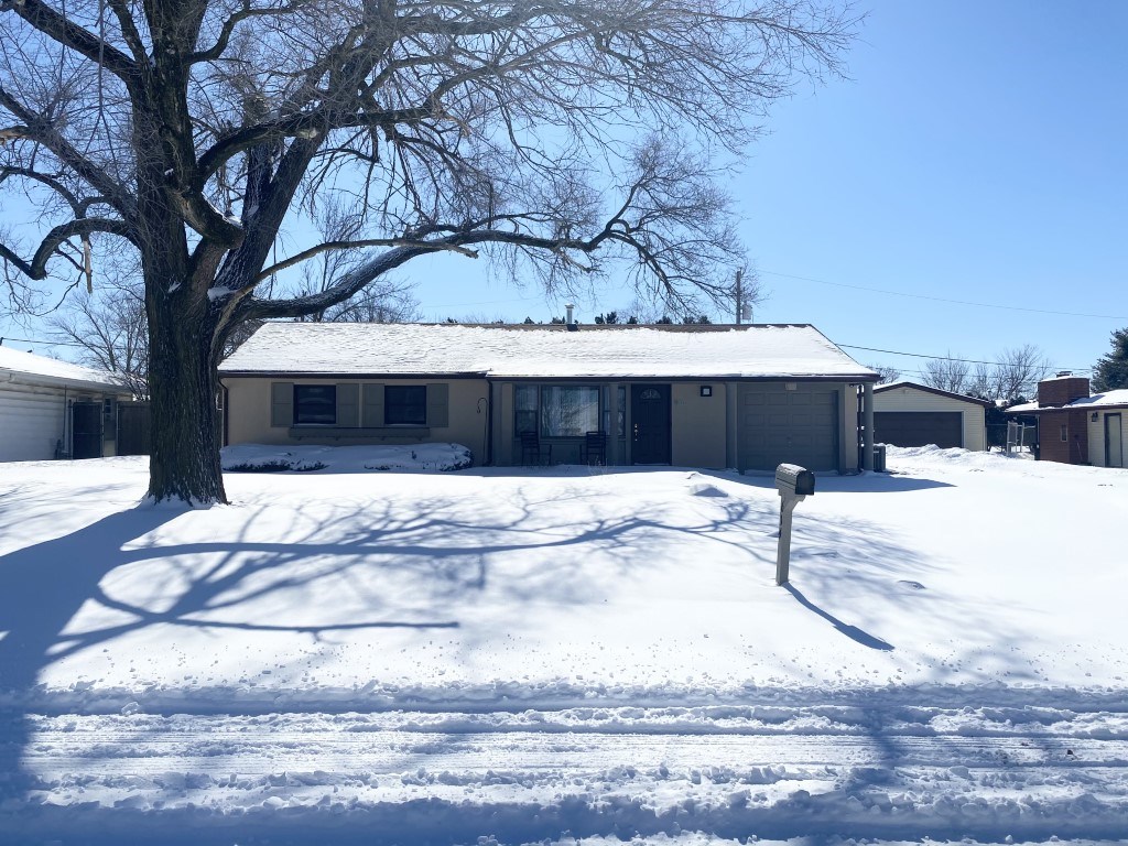 614 West Shoshone Road Peoria, IL 61614 - Photo 1 of 2 Gallery Image 1