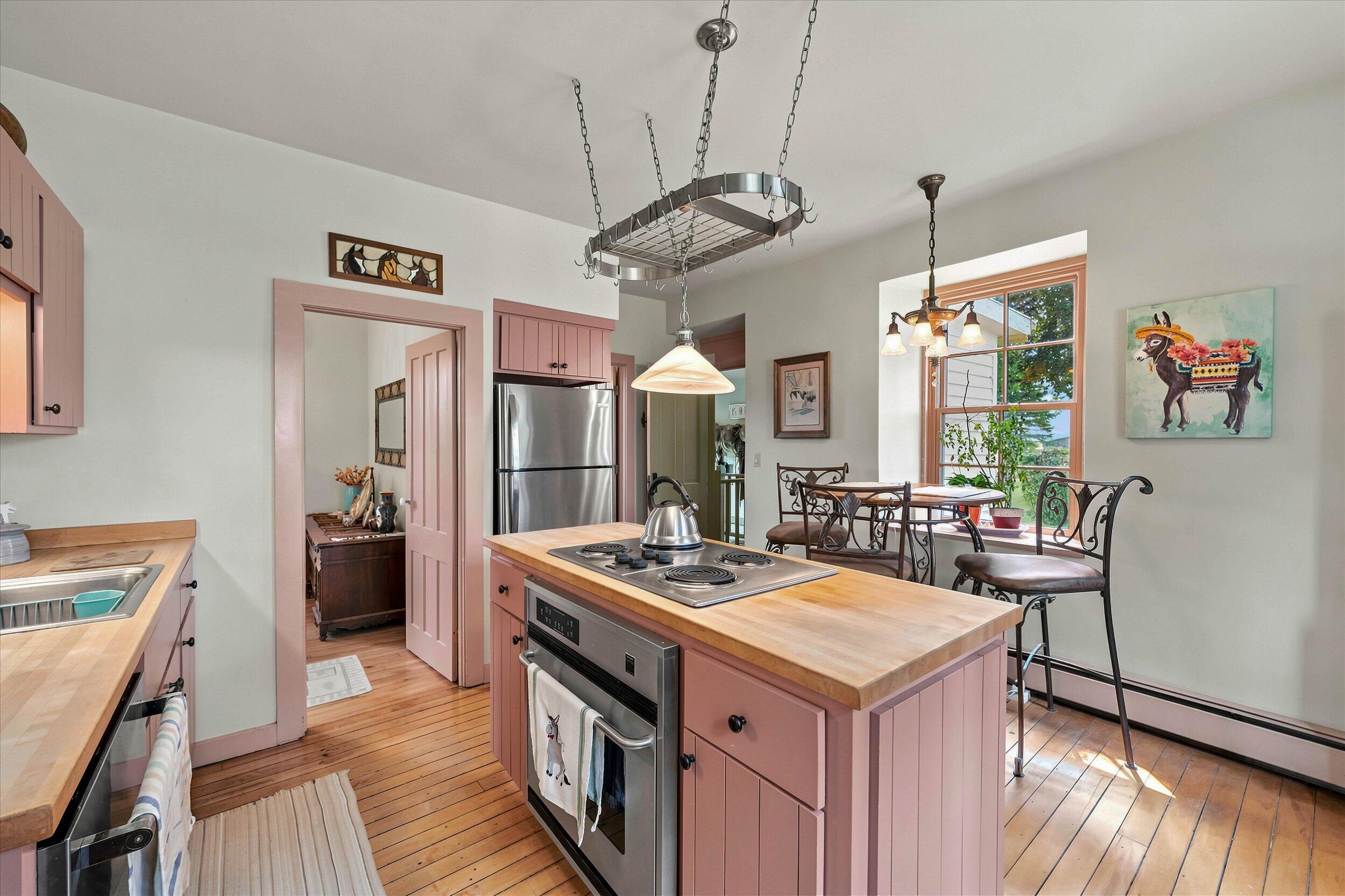 N6790 Rangeline Road Sheboygan, WI 53083 - Photo 19 of 84 17-Kitchen