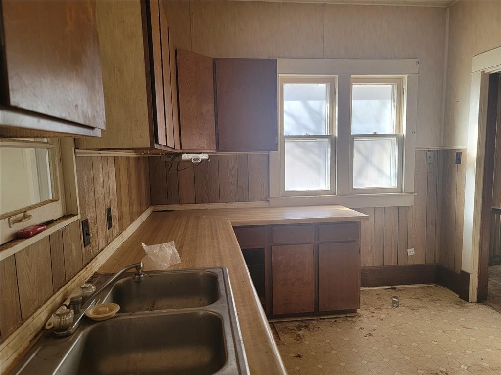 920 North 8th Street Neodesha, KS 66757 - Photo 8 of 21