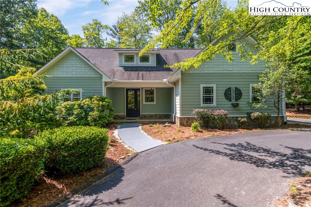 124 Meadow View Road Glade Valley, NC 28627 - Photo 4 of 26 Gallery Image 4