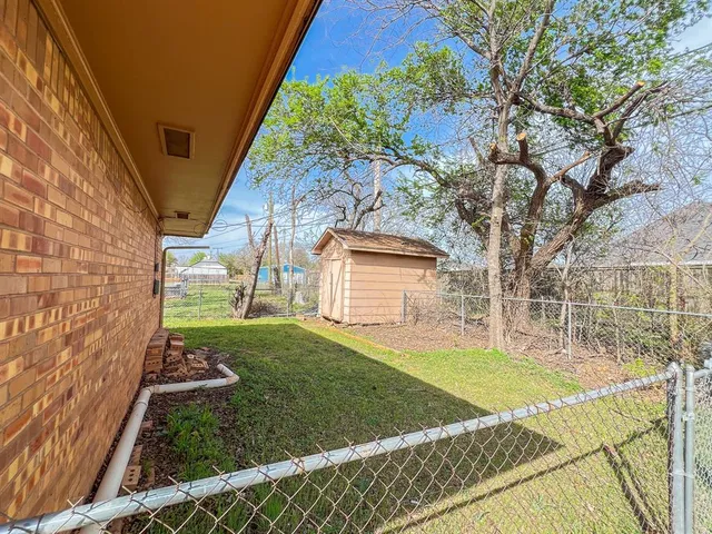 $224,500 | 812 South Ash Street, Archer City, TX 76351