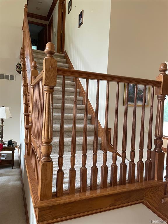 305 East Avon Road Rochester Hills, MI 48307 - Photo 11 of 25