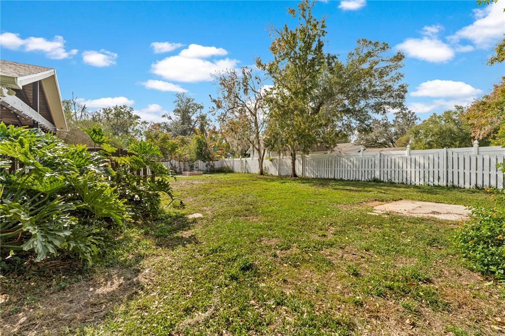 13627 13th Street Dade City, FL 33525 - Photo 50 of 54