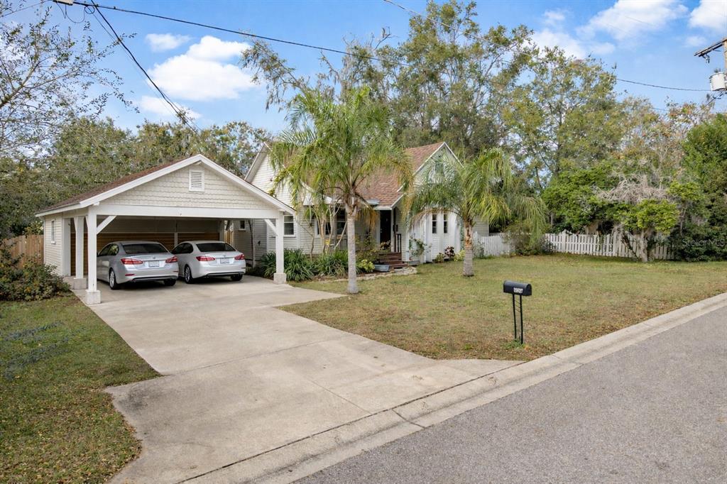 13627 13th Street Dade City, FL 33525 - Photo 6 of 49