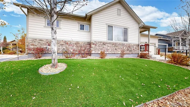 a view of a outdoor space