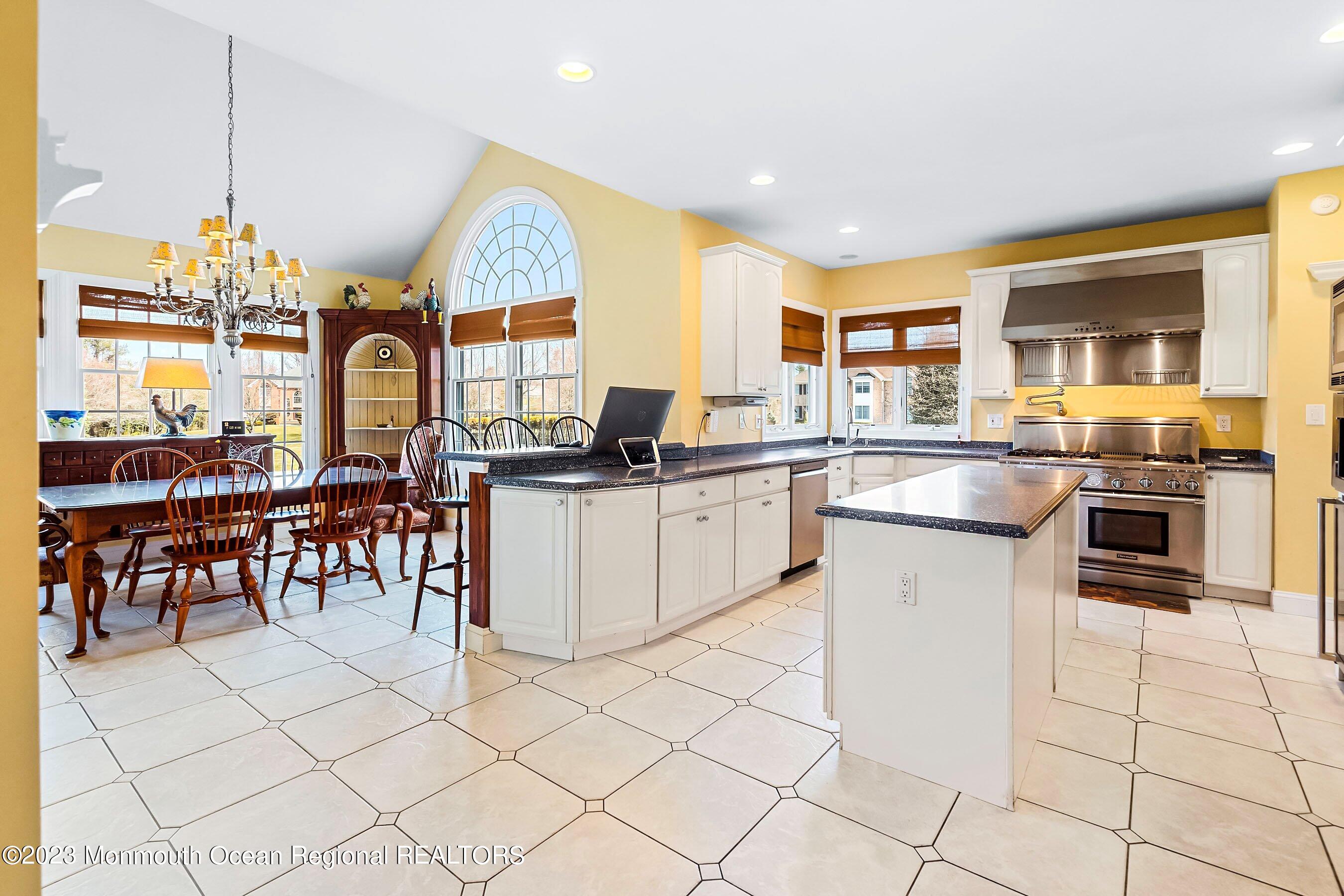 3 Hastings Road Holmdel, NJ 07733 - Photo 15 of 48 20-Kitchen and Breakfast