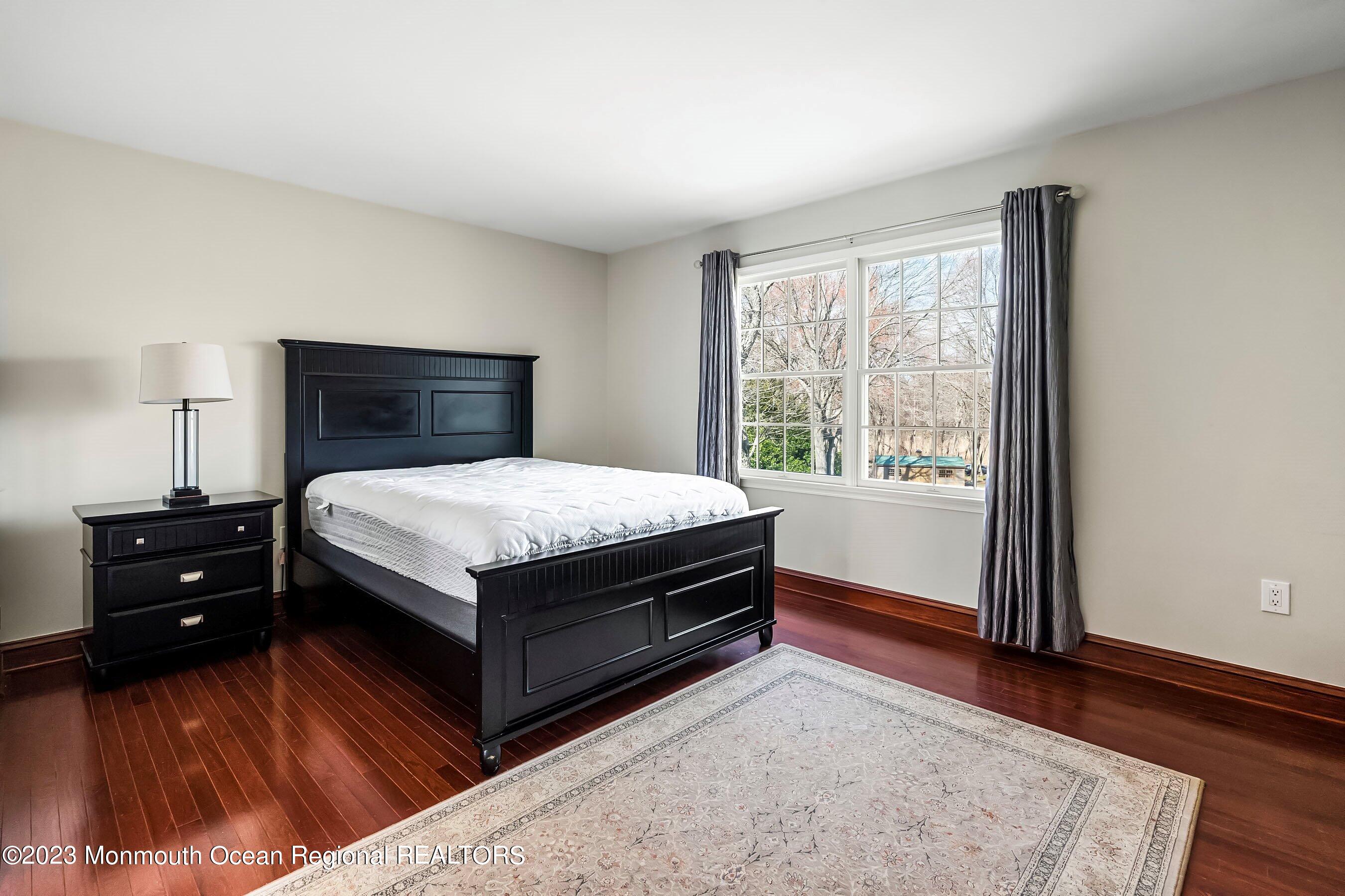 3 Hastings Road Holmdel, NJ 07733 - Photo 32 of 48 43-Bed 3