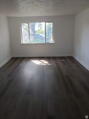 110 East 2250th Street South Bountiful, UT 84010 - Photo 8 of 23