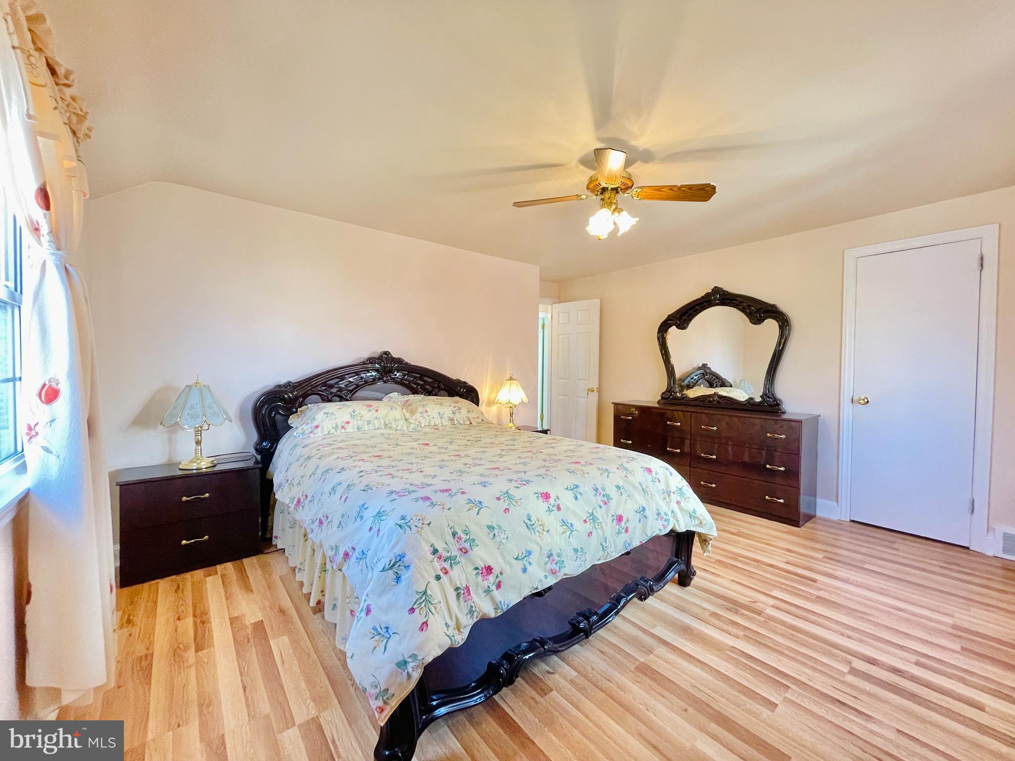 108 Earlington Road Havertown, PA 19083 - Photo 23 of 40