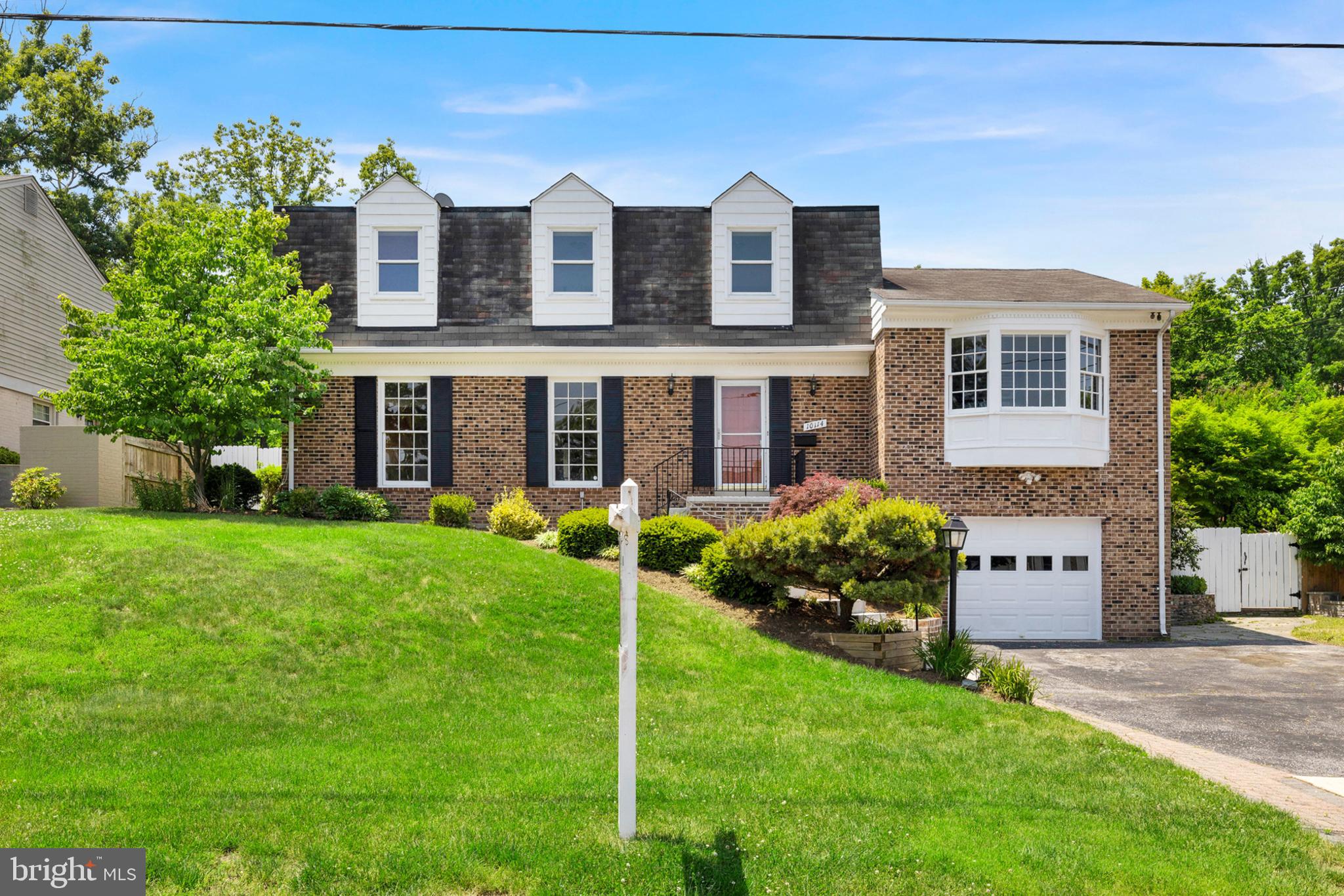 10114 Chickadee Lane Adelphi, MD 20783 - Photo 2 of 40