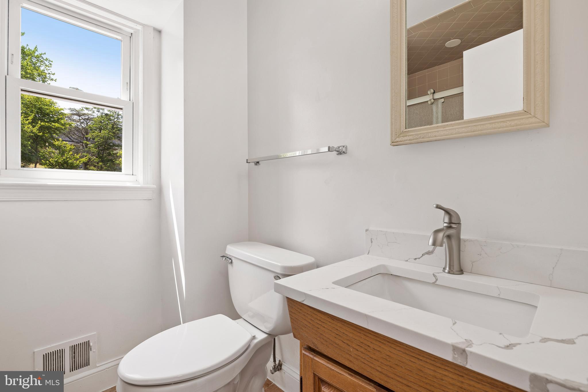 10114 Chickadee Lane Adelphi, MD 20783 - Photo 24 of 40