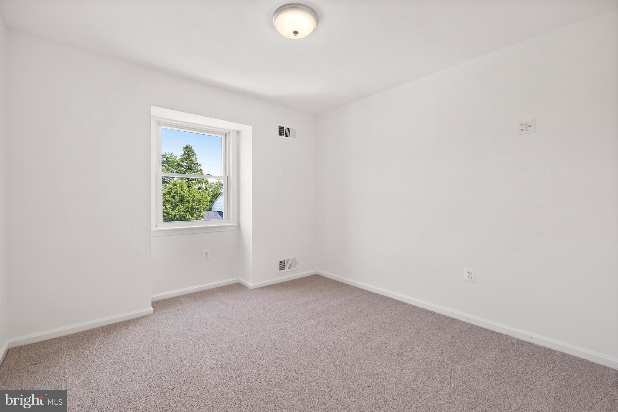 10114 Chickadee Lane Adelphi, MD 20783 - Photo 30 of 40