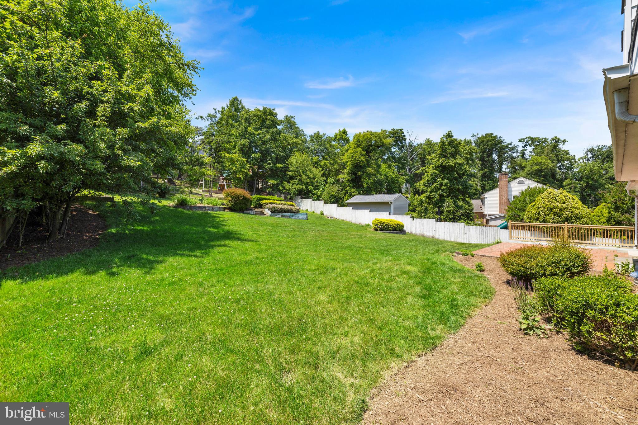 10114 Chickadee Lane Adelphi, MD 20783 - Photo 38 of 40