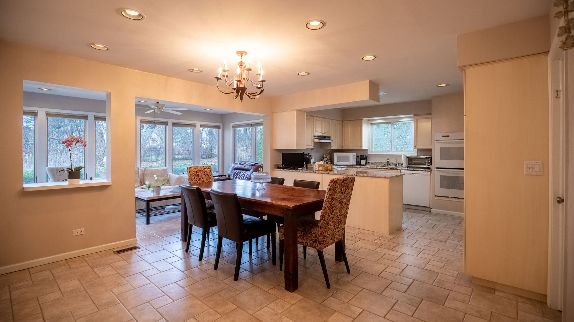 1800 Clover Road Northbrook, IL 60062 - Photo 21 of 71