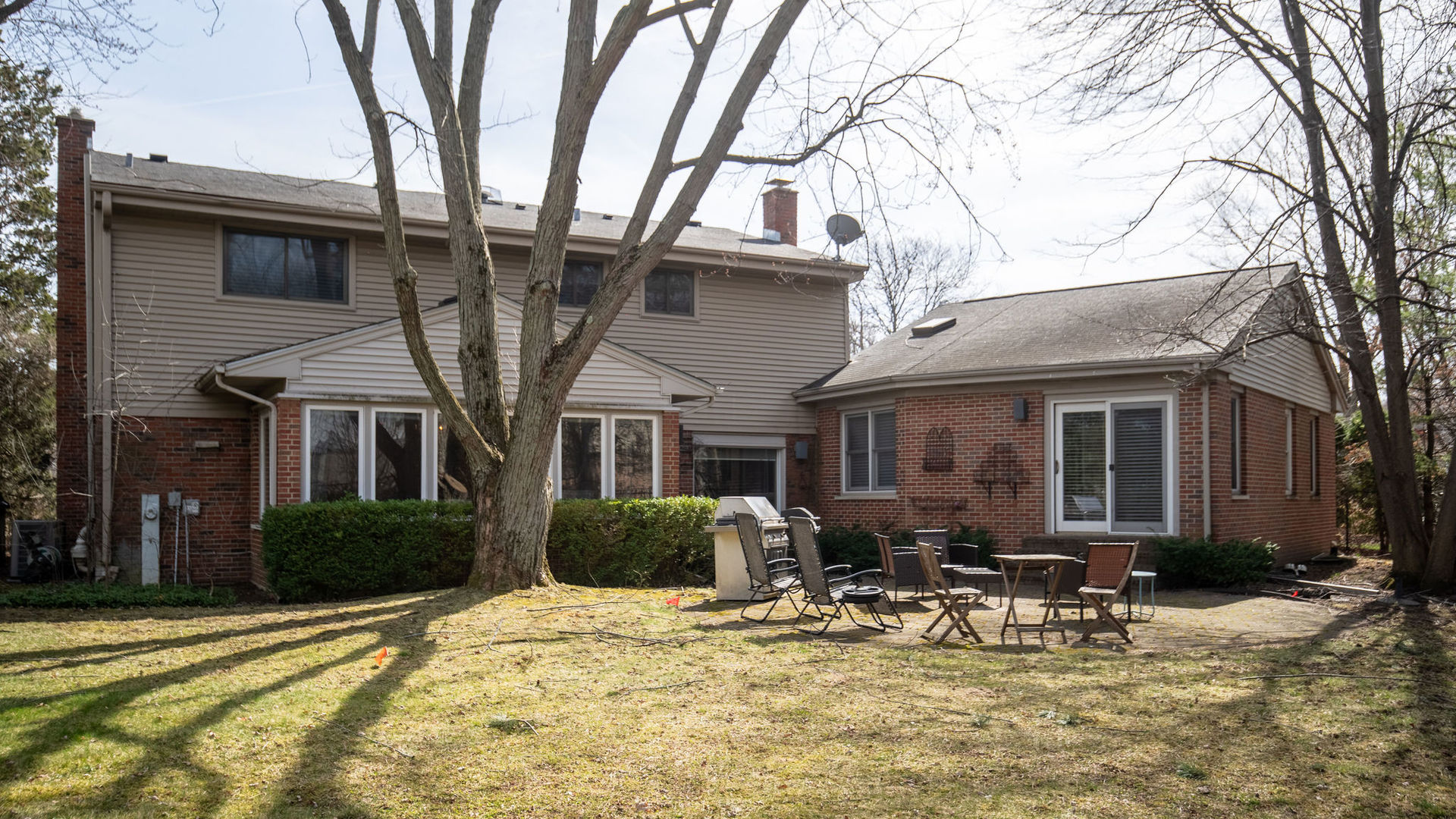 1800 Clover Road Northbrook, IL 60062 - Photo 65 of 71 a view of a house with outdoor seating yard