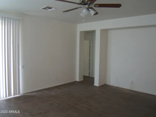 $1,800 | 9238 West Milkweed Loop, Phoenix, AZ 85037