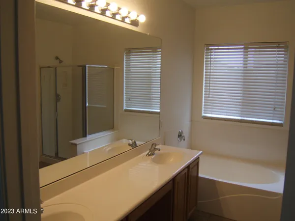 $1,800 | 9238 West Milkweed Loop, Phoenix, AZ 85037