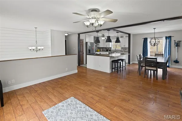 $275,000 | 202 Arlington Drive, Granite City, IL 62040