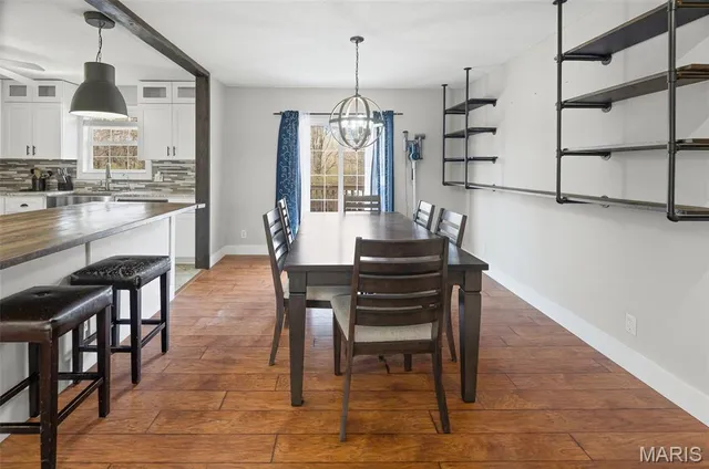 $275,000 | 202 Arlington Drive, Granite City, IL 62040