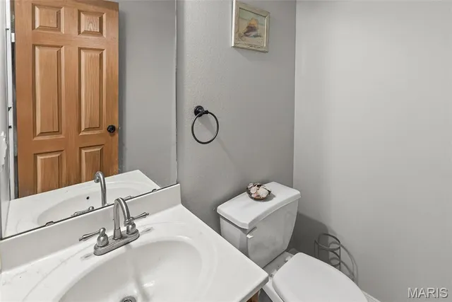 $275,000 | 202 Arlington Drive, Granite City, IL 62040