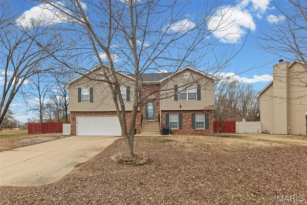 $275,000 | 202 Arlington Drive, Granite City, IL 62040