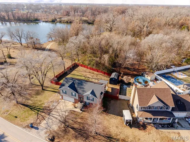 $275,000 | 202 Arlington Drive, Granite City, IL 62040