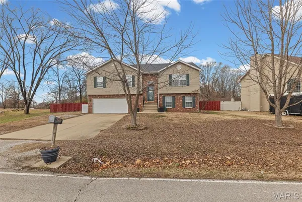 $275,000 | 202 Arlington Drive, Granite City, IL 62040