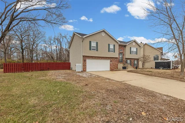 $275,000 | 202 Arlington Drive, Granite City, IL 62040