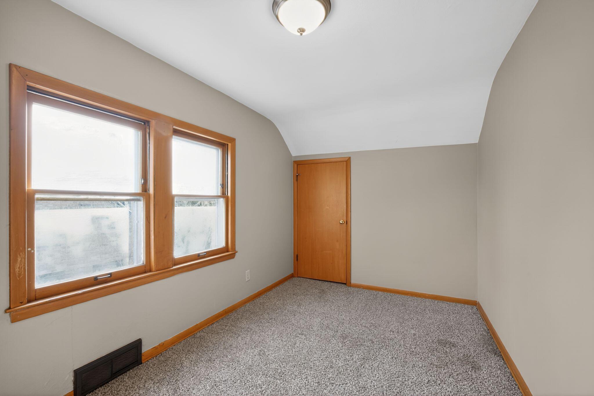2840 North 58th Street Milwaukee, WI 53210 - Photo 24 of 36 28_2840_N_58th_St_Milwaukee_WI_53210-Oth