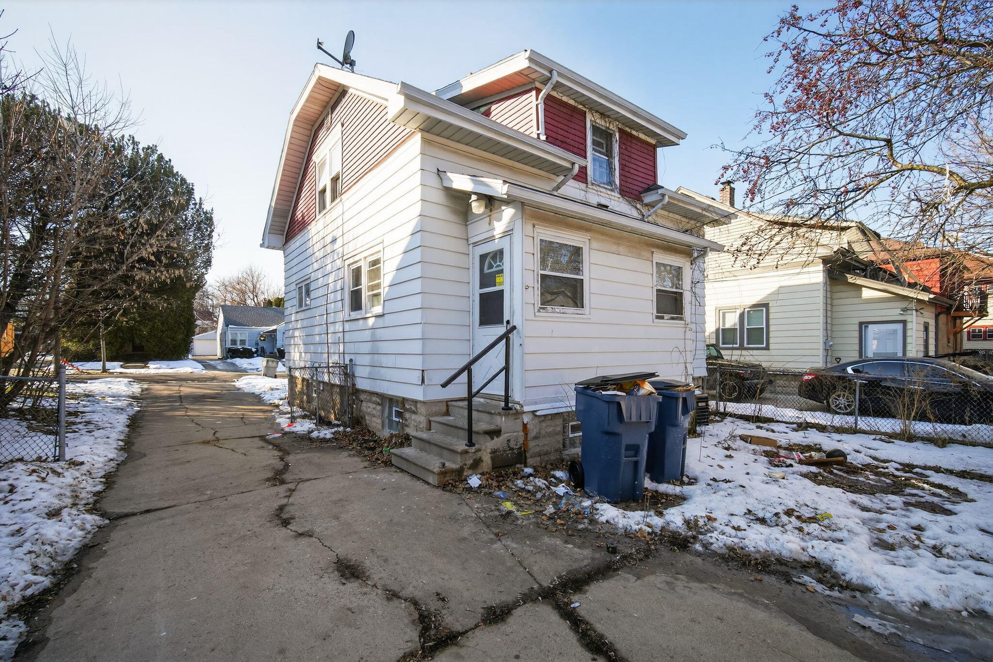 2840 North 58th Street Milwaukee, WI 53210 - Photo 29 of 36 01_2840_N_58th_St_Milwaukee_WI_53210-Ext