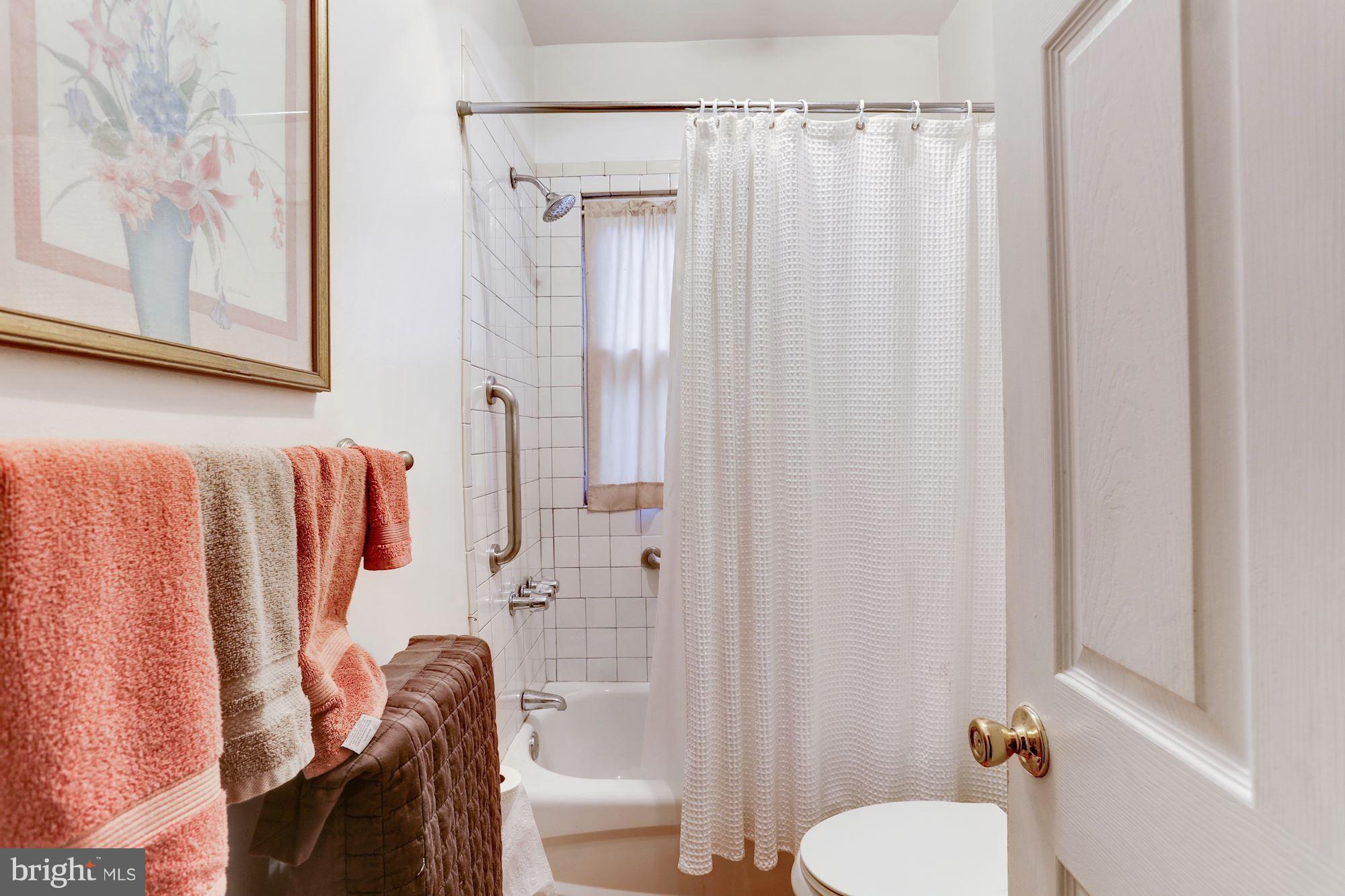 25 Q Street Northeast Washington, DC 20002 - Photo 19 of 23 Bath