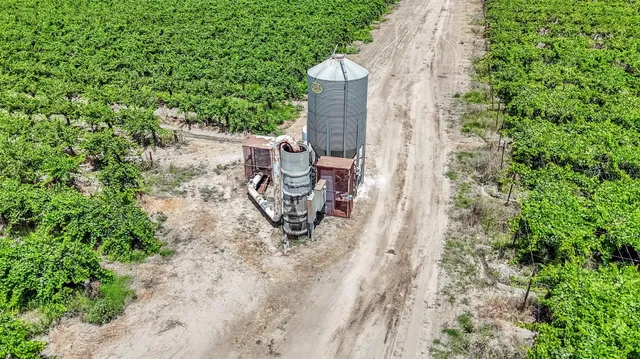 $1,520,000 | 1 Davis, Laton, CA 93242