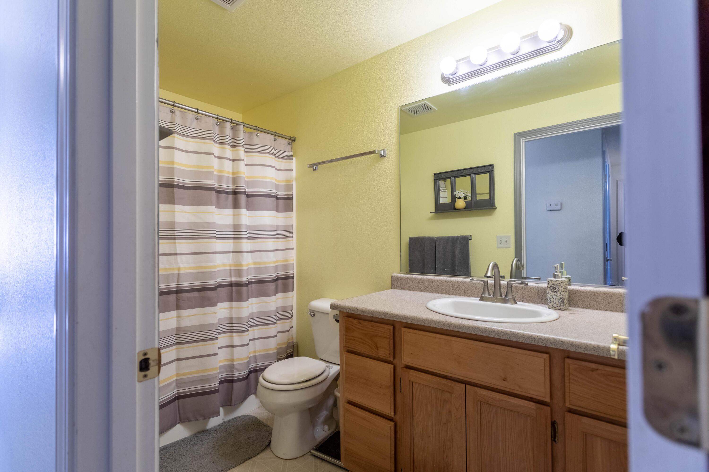 609 Karic Way Eagle Point, OR 97524 - Photo 10 of 19 10
