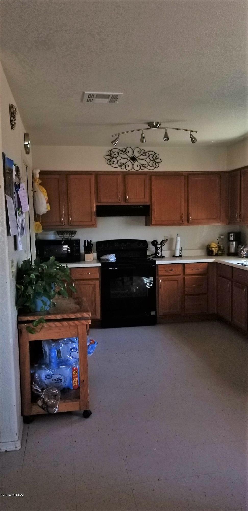991 Paseo Guebabi Rio Rico, AZ 85648 - Photo 5 of 12
