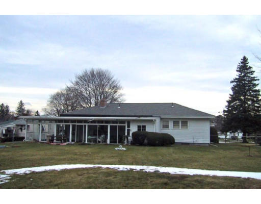 53 Pincushion Road Framingham, MA 01702 - Photo 3 of 5 Gallery Image 3