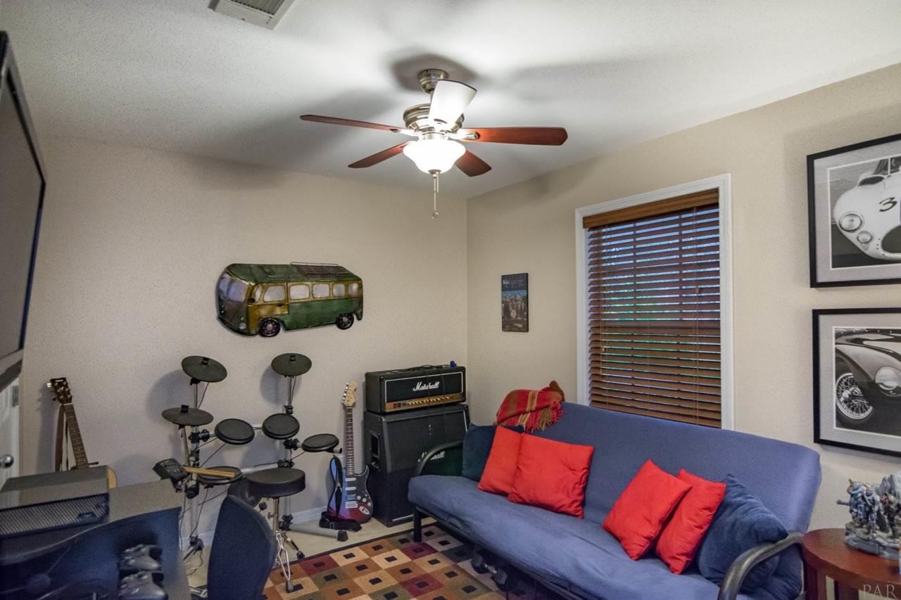 10055 Foxrun Road Pensacola, FL 32514 - Photo 5 of 24 Gallery Image 5