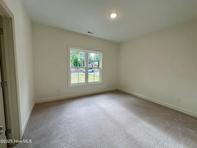 $580,000 | 101 Yorkshire Court, Seven Lakes, NC 27376