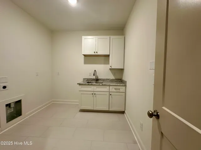 $580,000 | 101 Yorkshire Court, Seven Lakes, NC 27376