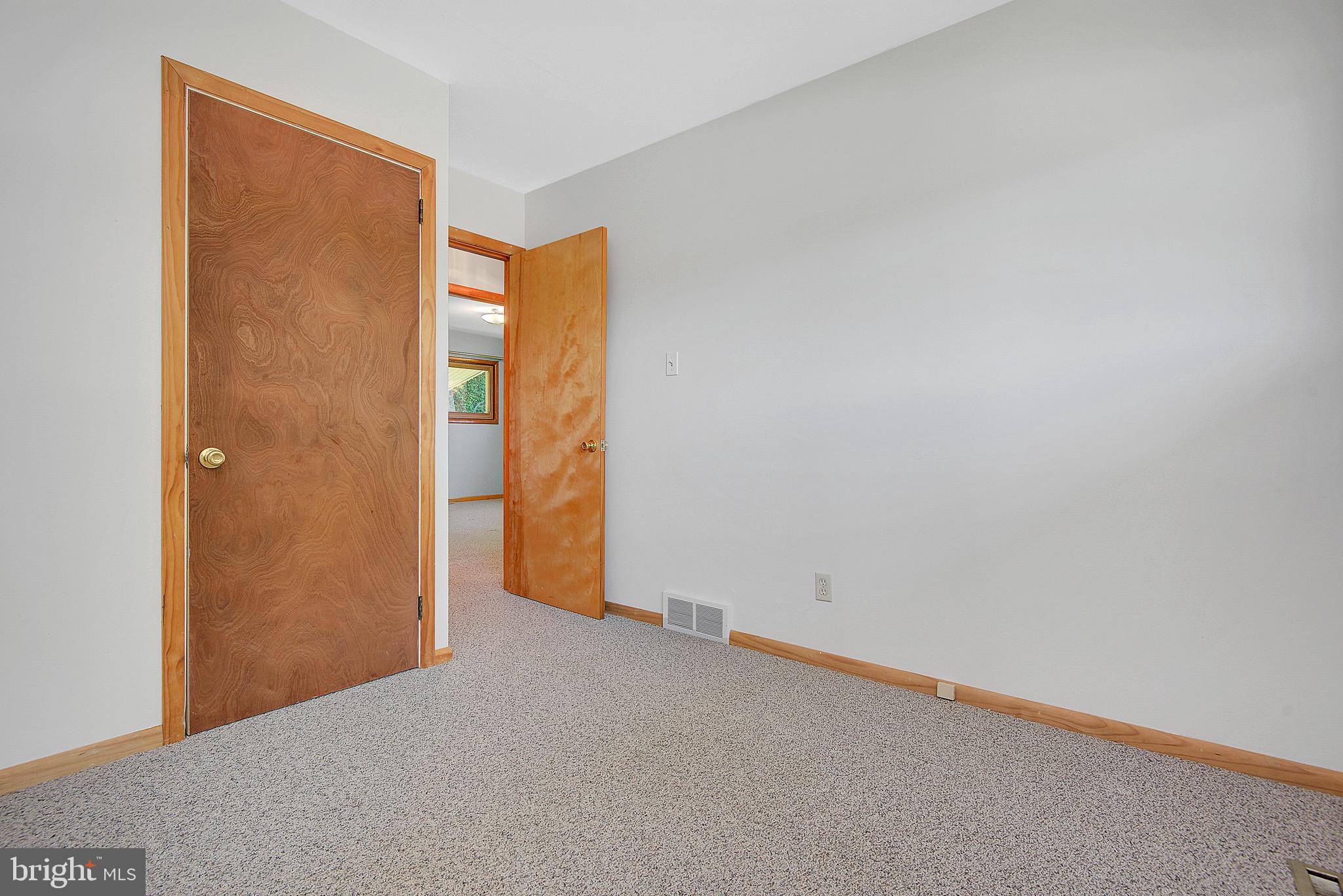 1410 Riegle Road Harrisburg, PA 17112 - Photo 16 of 25 Bedroom