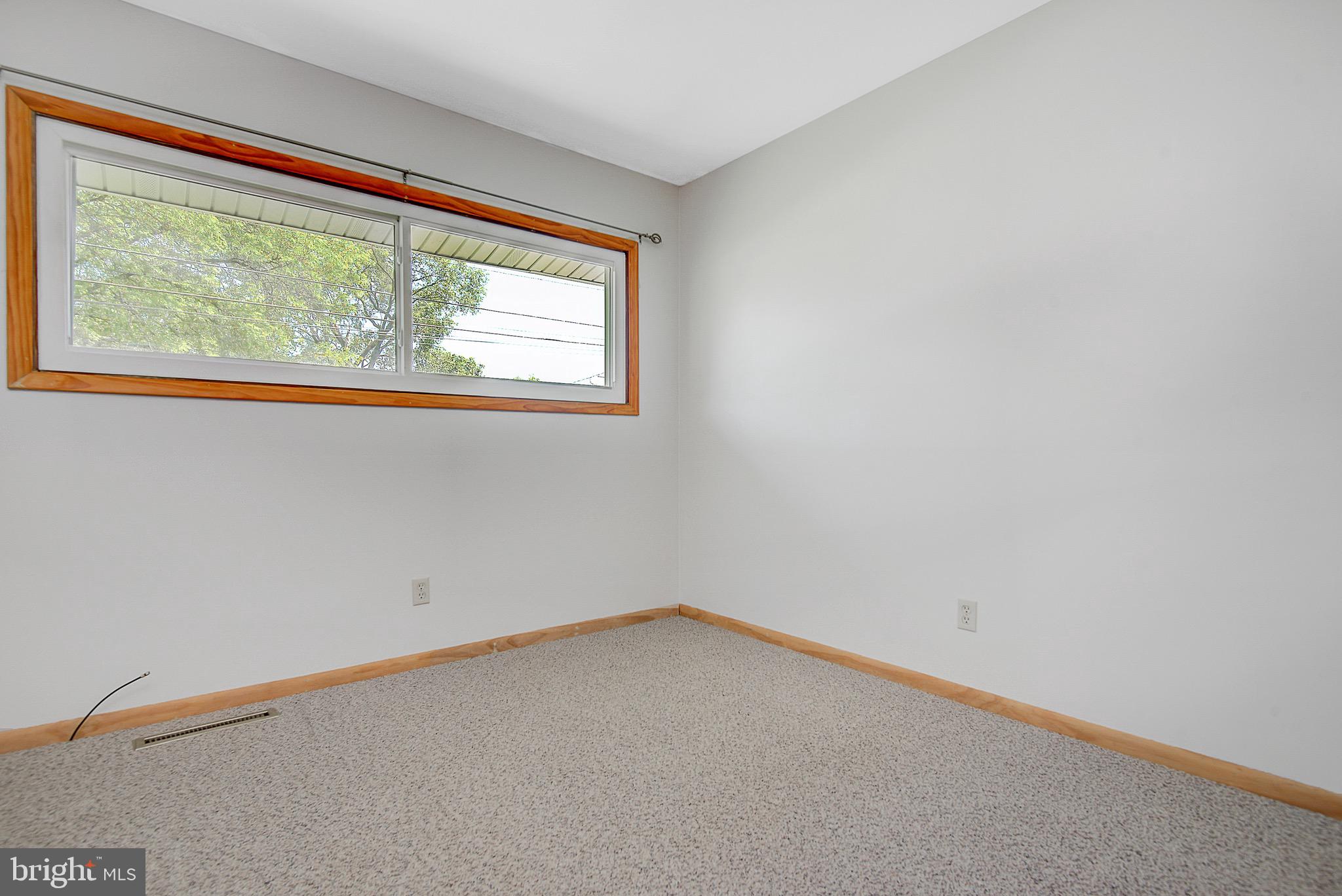 1410 Riegle Road Harrisburg, PA 17112 - Photo 17 of 25 Gallery Image 17