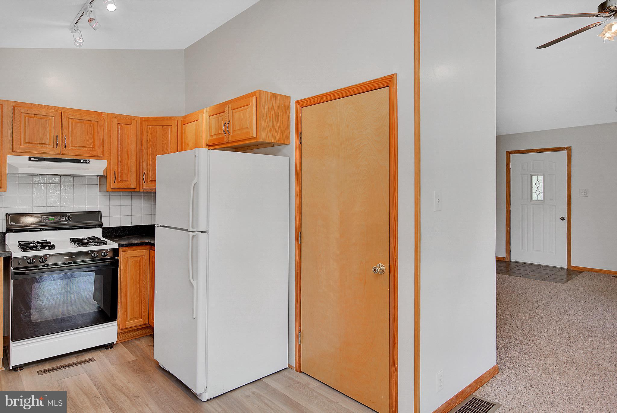 1410 Riegle Road Harrisburg, PA 17112 - Photo 7 of 25 Gallery Image 7