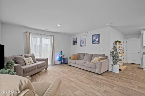 $2,500 | 402 Folkstone Road, Unit LOT 71, Holly Ridge, NC 28445