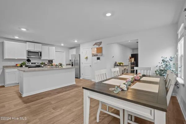 $2,500 | 402 Folkstone Road, Unit LOT 71, Holly Ridge, NC 28445